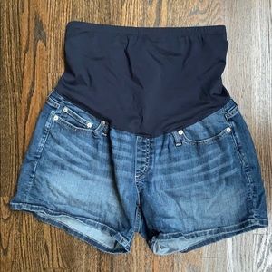 Gap Maternity shorts
